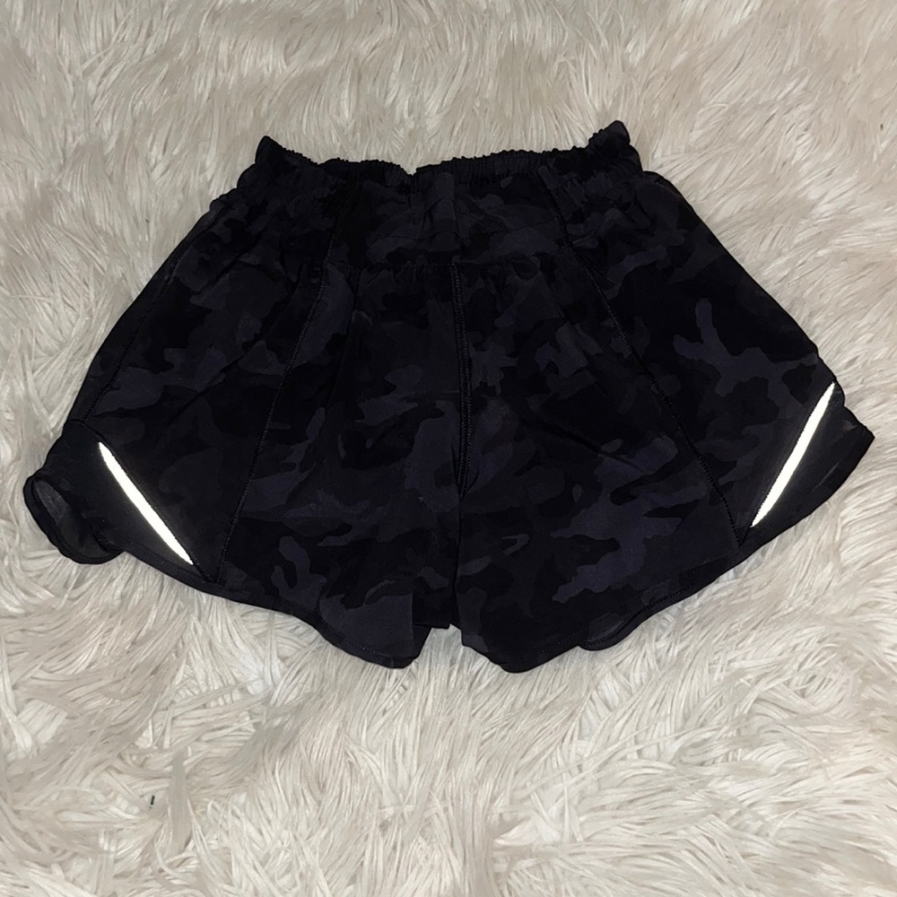 CAMO HOTTY HOTS LULU LEMON